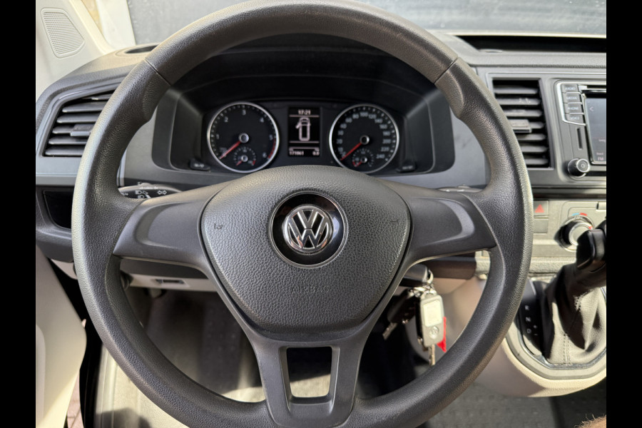 Volkswagen Transporter 2.0 TDI 150PK EURO 6 L1H1 Navigatie systeem/cruise control Volkswagen Transporter 2.0 TDI 150PK EURO 6 L1H1 Navigatie systeem/cruise control