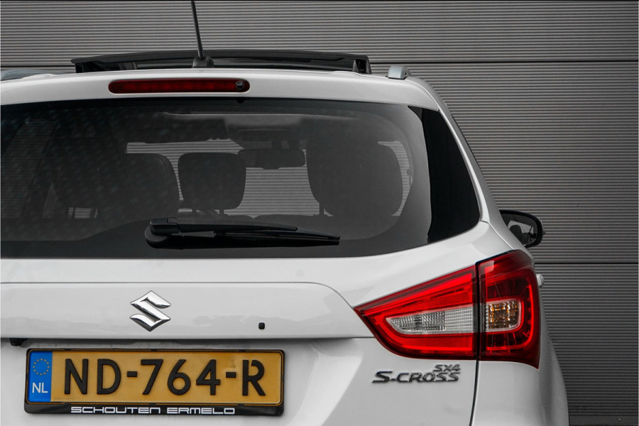 Suzuki S-Cross 1.4 Boosterjet High Executive CarPlay Camera Schuifdak