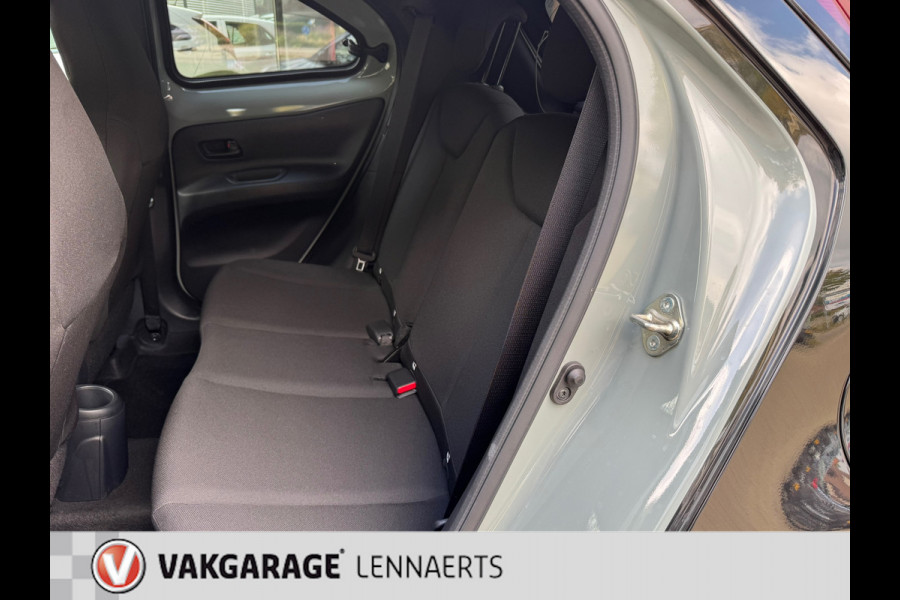 Toyota Aygo X 1.0 VVT-i S-CVT PULSE Bi-Tone AUTOMAAT, navi, carplay, camera a, Rijklaarprijs