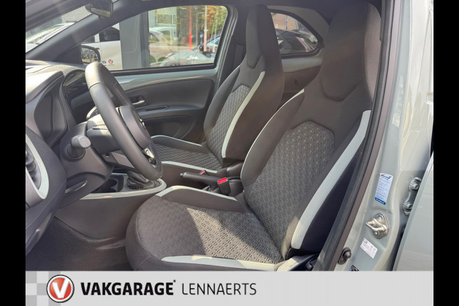 Toyota Aygo X 1.0 VVT-i S-CVT PULSE Bi-Tone AUTOMAAT, navi, carplay, camera a, Rijklaarprijs