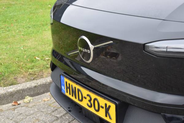 Volvo EX30 Extended Range Plus 69 kWh | ACC | H&K | Blis | Camera | 19'LMV  Camera