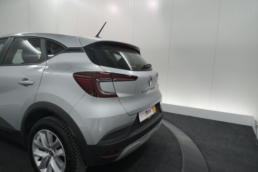 Renault Captur TCe 90 Evolution | Parkeersensoren | Navigatie | Allseason Banden | Apple Carplay Renault Captur TCe 90 Evolution | Parkeersensoren | Navigatie | Allseason Banden | Apple Carplay