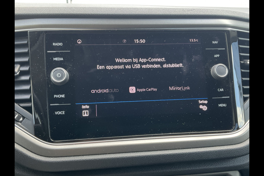Volkswagen T-Roc 1.5 TSI Sport Trekhaak Automaat Adap.Cruise Navi Carplay PDC Stoelverw 49430KM!
