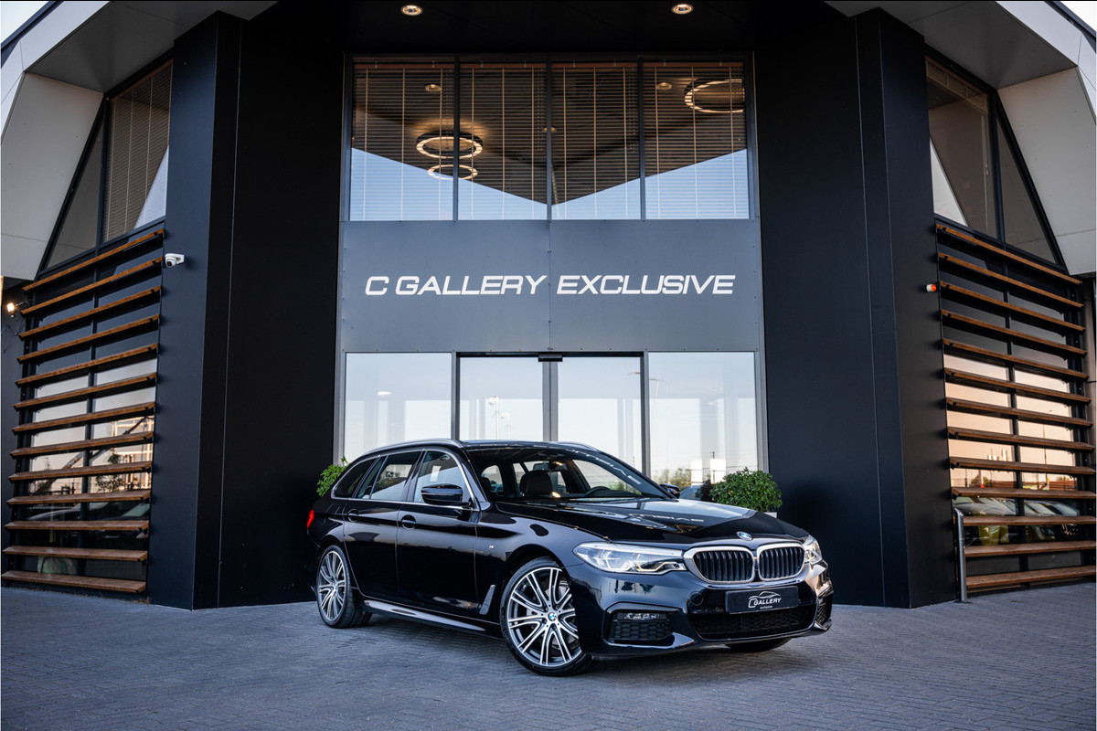BMW 5 Serie Touring 520i High Executive - M Sport | Panorama | Memory | HUD | Cruise Control BMW 5 Serie Touring 520i High Executive - M Sport | Panorama | Memory | HUD | Cruise Control