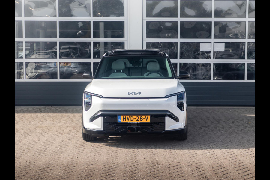 Kia EV3 GT-Line 81.4 kWh l Long range l Schuif kantel dak l Stoel / Stuurwielverwarming l Navigatie l Direct beschikbaar Kia EV3 GT-Line 81.4 kWh l Long range l Schuif kantel dak l Stoel / Stuurwielverwarming l Navigatie l Direct beschikbaar