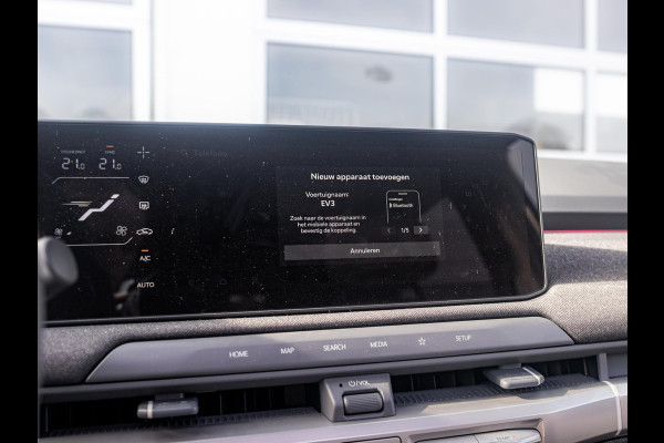 Kia EV3 GT-Line 81.4 kWh l Long range l Schuif kantel dak l Stoel / Stuurwielverwarming l Navigatie l Direct beschikbaar Kia EV3 GT-Line 81.4 kWh l Long range l Schuif kantel dak l Stoel / Stuurwielverwarming l Navigatie l Direct beschikbaar