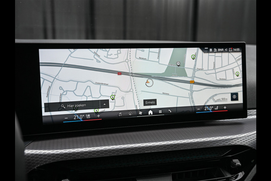 BMW 3 Serie Touring 330e xDrive M-SPORT | FACELIFT | ACCU 19,5 kWh | ACTIVE CRUISE | HIFI AUDIO | CAMERA | FULL-LED | STUUR- EN STOELVERWARM BMW 3 Serie Touring 330e xDrive M-SPORT | FACELIFT | ACCU 19,5 kWh | ACTIVE CRUISE | HIFI AUDIO | CAMERA | FULL-LED | STUUR- EN STOELVERWARM