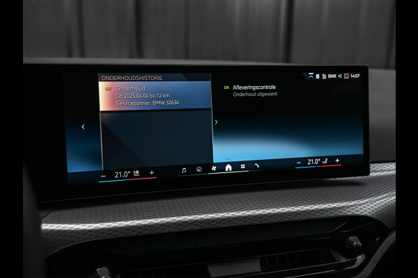 BMW 3 Serie Touring 330e xDrive M-SPORT | FACELIFT | ACCU 19,5 kWh | ACTIVE CRUISE | HIFI AUDIO | CAMERA | FULL-LED | STUUR- EN STOELVERWARM BMW 3 Serie Touring 330e xDrive M-SPORT | FACELIFT | ACCU 19,5 kWh | ACTIVE CRUISE | HIFI AUDIO | CAMERA | FULL-LED | STUUR- EN STOELVERWARM