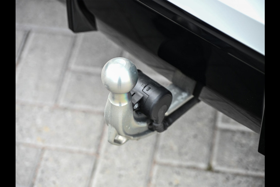 BMW 3 Serie Touring 330e xDrive M-SPORT | FACELIFT | ACCU 19,5 kWh | ACTIVE CRUISE | HIFI AUDIO | CAMERA | FULL-LED | STUUR- EN STOELVERWARM BMW 3 Serie Touring 330e xDrive M-SPORT | FACELIFT | ACCU 19,5 kWh | ACTIVE CRUISE | HIFI AUDIO | CAMERA | FULL-LED | STUUR- EN STOELVERWARM