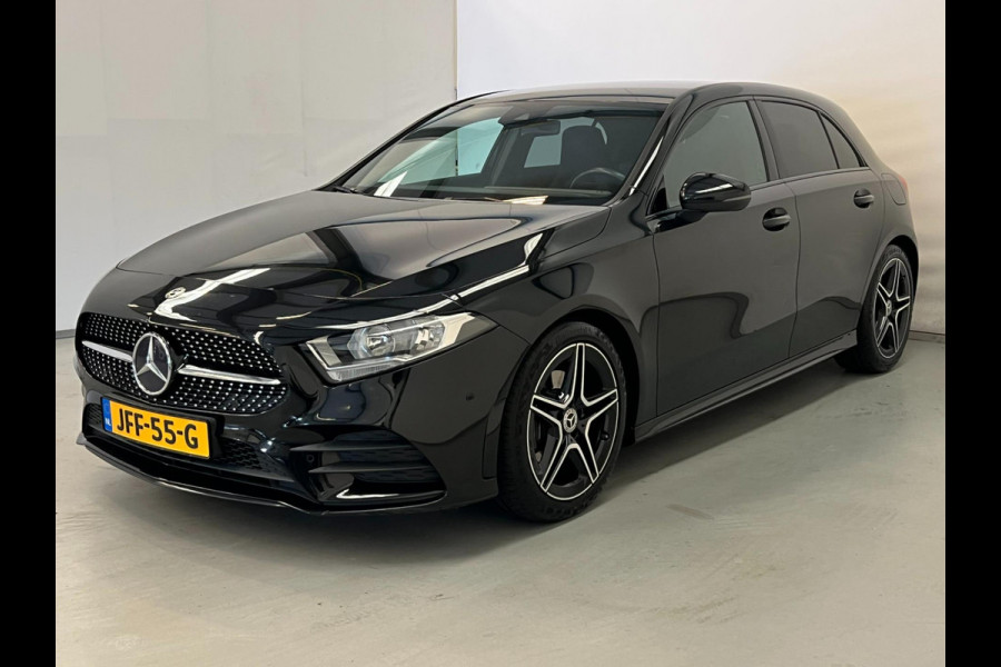 Mercedes-Benz A-Klasse 200 AMG Night Edition / Sfeerverlichting