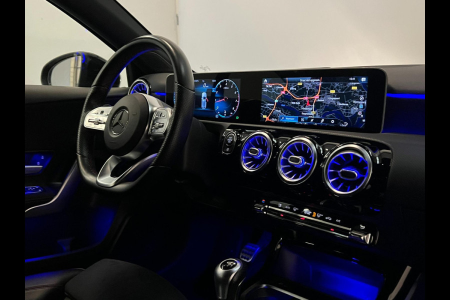 Mercedes-Benz A-Klasse 200 AMG Night Edition / Sfeerverlichting