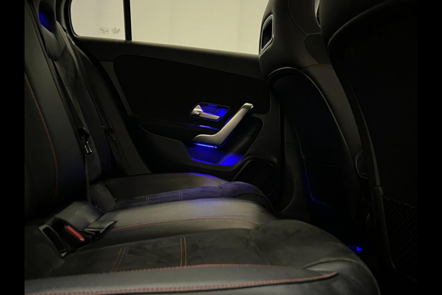 Mercedes-Benz A-Klasse 200 AMG Night Edition / Sfeerverlichting