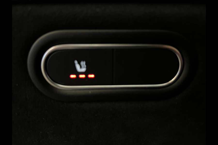 Mercedes-Benz A-Klasse 200 AMG Night Edition / Sfeerverlichting