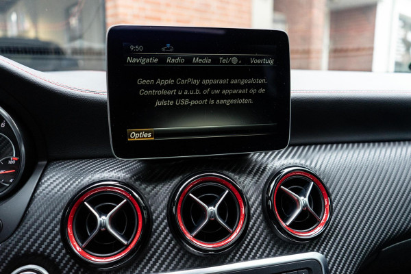 Mercedes-Benz A-Klasse AMG 45 4MATIC Pano / Memory / Apple car play