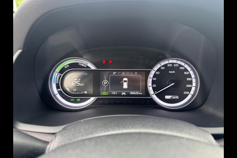 Kia Niro 1.6 GDi Hybrid DynamicPlusLine | Stoel en stuurverwarming | Navigatie | Achteruitrijcamera |