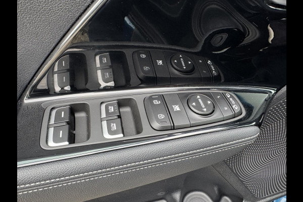 Kia Niro 1.6 GDi Hybrid DynamicPlusLine | Stoel en stuurverwarming | Navigatie | Achteruitrijcamera |