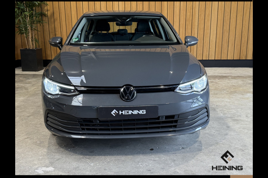 Volkswagen Golf 1.0 eTSI Life. Automaat. Navi. Apple carplay. Adaptive. Hollandse auto met NAP