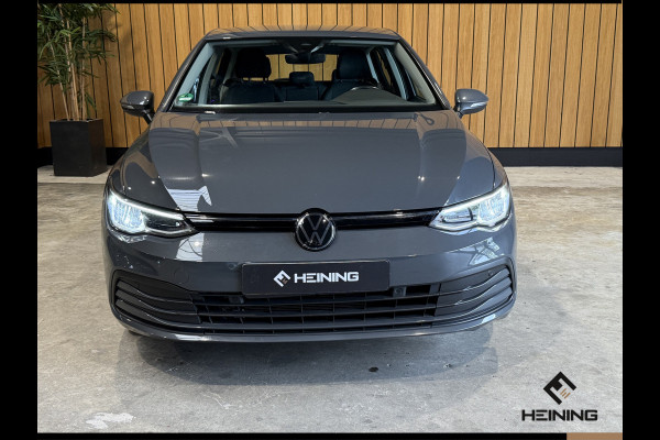 Volkswagen Golf 1.0 eTSI Life. Automaat. Navi. Apple carplay. Adaptive. Hollandse auto met NAP