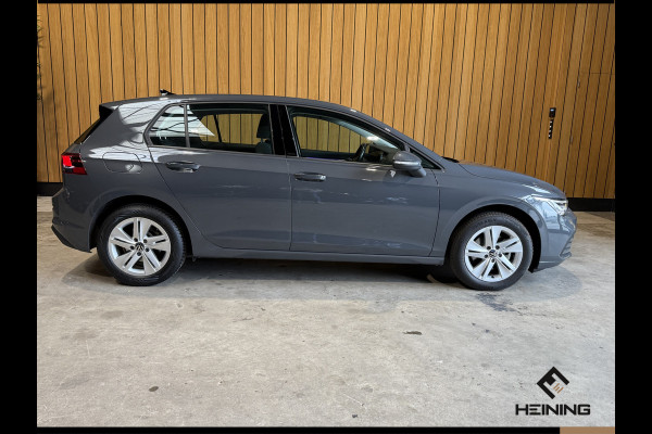 Volkswagen Golf 1.0 eTSI Life. Automaat. Navi. Apple carplay. Adaptive. Hollandse auto met NAP