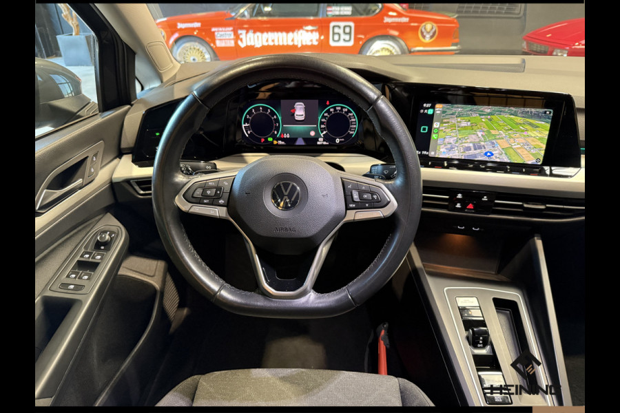 Volkswagen Golf 1.0 eTSI Life. Automaat. Navi. Apple carplay. Adaptive. Hollandse auto met NAP