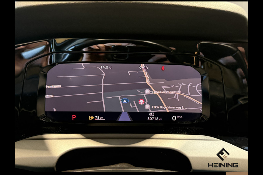 Volkswagen Golf 1.0 eTSI Life. Automaat. Navi. Apple carplay. Adaptive. Hollandse auto met NAP