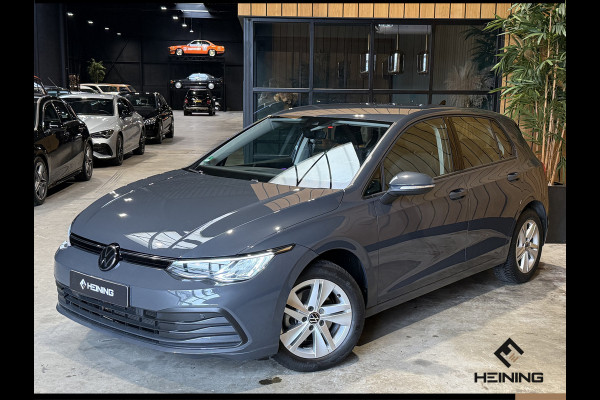 Volkswagen Golf 1.0 eTSI Life. Automaat. Navi. Apple carplay. Adaptive. Hollandse auto met NAP