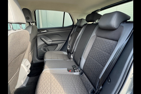 Volkswagen T-Cross 1.0 TSI Automaat Style * Virtual Cockpit * Led * Lichtmetalen Velgen