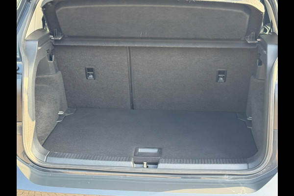 Volkswagen T-Cross 1.0 TSI Automaat Style * Virtual Cockpit * Led * Lichtmetalen Velgen