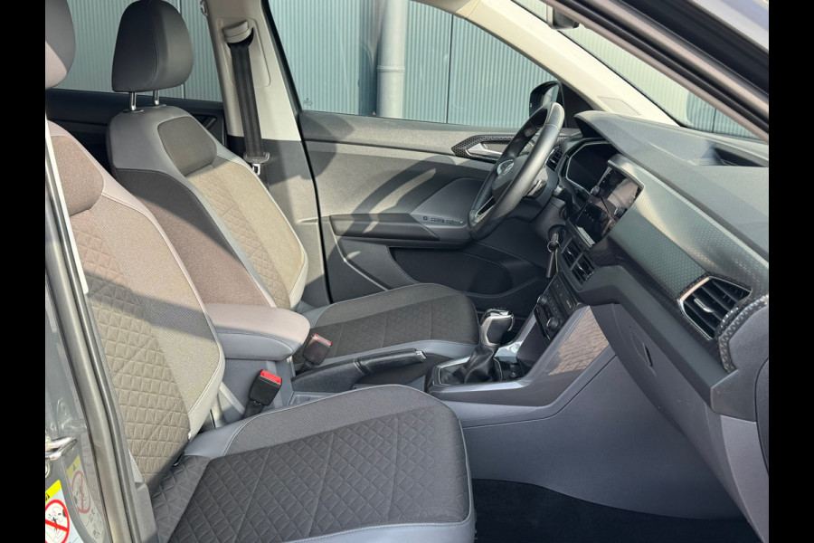 Volkswagen T-Cross 1.0 TSI Automaat Style * Virtual Cockpit * Led * Lichtmetalen Velgen