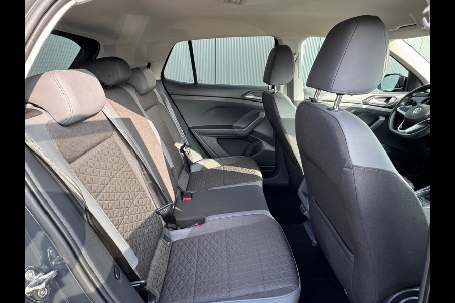 Volkswagen T-Cross 1.0 TSI Automaat Style * Virtual Cockpit * Led * Lichtmetalen Velgen