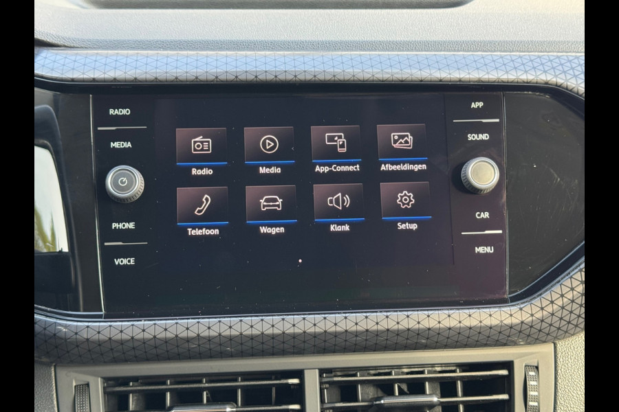 Volkswagen T-Cross 1.0 TSI Automaat Style * Virtual Cockpit * Led * Lichtmetalen Velgen
