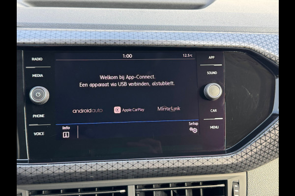 Volkswagen T-Cross 1.0 TSI Automaat Style * Virtual Cockpit * Led * Lichtmetalen Velgen