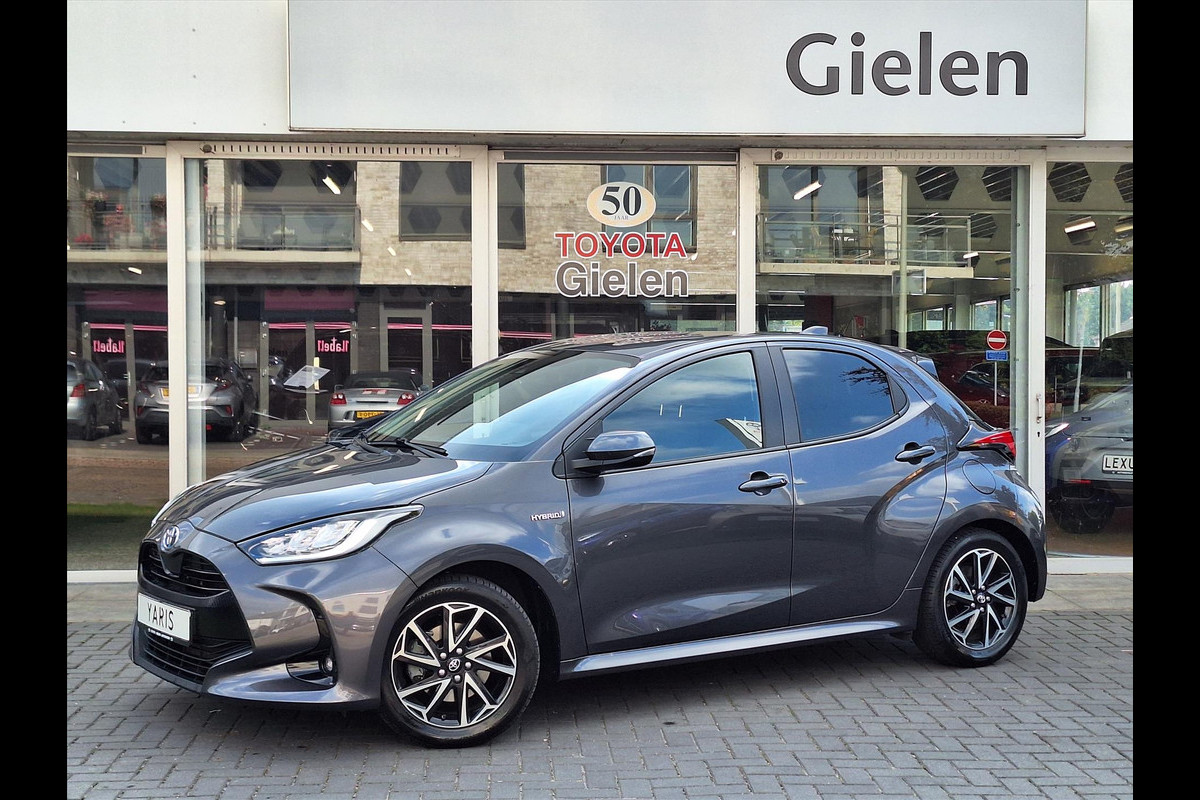 Toyota Yaris 1.5 Hybrid Dynamic | Apple CarPlay/Android auto, Lichtmetalen velgen, Keyless, Privacy Glass, LED, Navigatie Toyota Yaris 1.5 Hybrid Dynamic | Apple CarPlay/Android auto, Lichtmetalen velgen, Keyless, Privacy Glass, LED, Navigatie