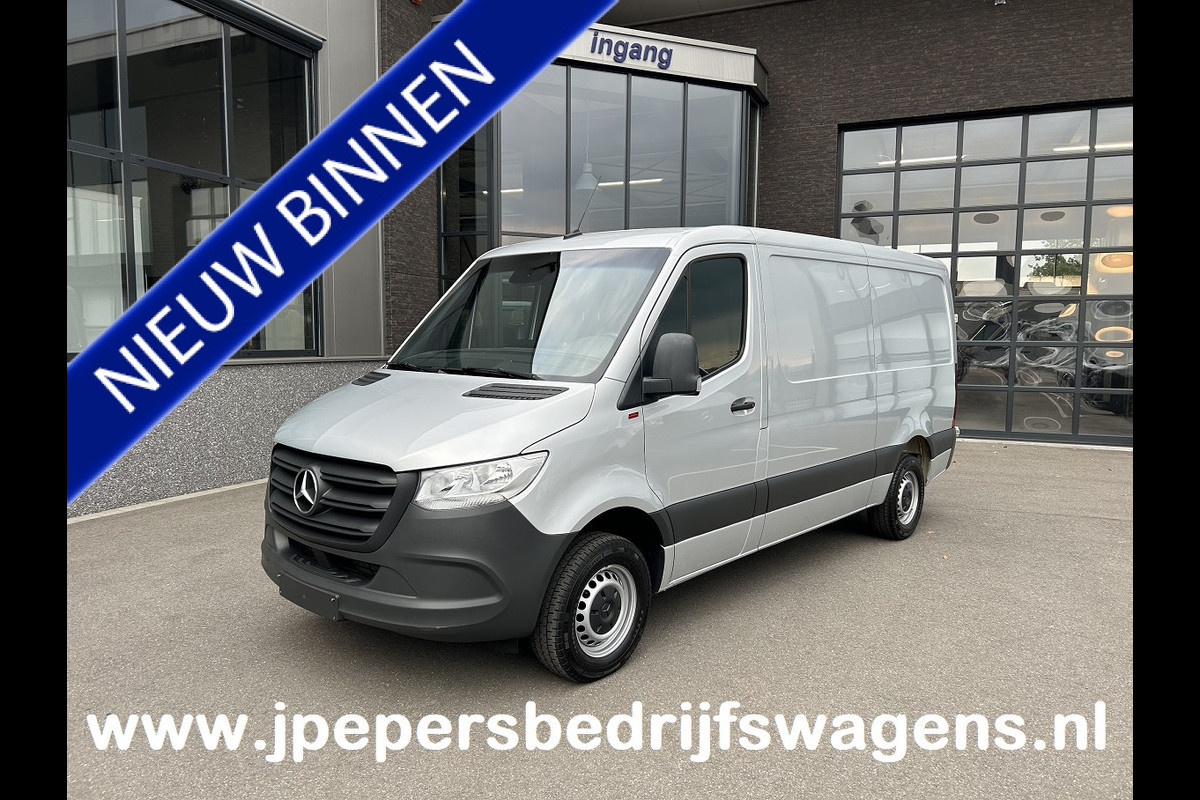 Mercedes-Benz Sprinter 315 CDI L2 H1 RWD / MBUX / Camera / Carplay navigatie / Airco / 270 Graden achterdeuren Mercedes-Benz Sprinter 315 CDI L2 H1 RWD / MBUX / Camera / Carplay navigatie / Airco / 270 Graden achterdeuren