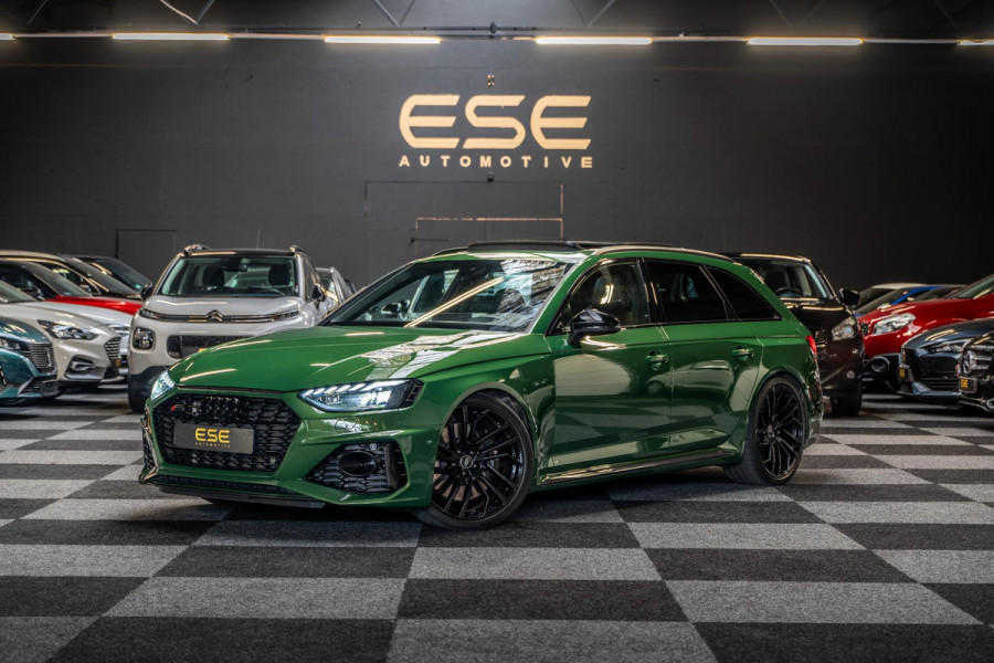 Audi RS4 Avant 2.9 TFSI RS 4 quattro Panorama | RS-Seats | Carbon | B&O Audi RS4 Avant 2.9 TFSI RS 4 quattro Panorama | RS-Seats | Carbon | B&O