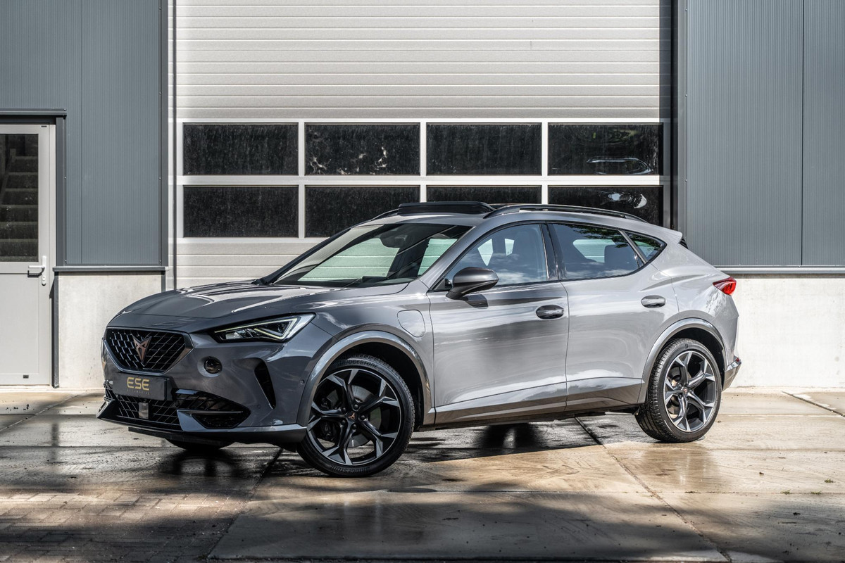 CUPRA Formentor 1.4 e-Hybrid VZ Performance | Panorama | Memory | 245 PK CUPRA Formentor 1.4 e-Hybrid VZ Performance | Panorama | Memory | 245 PK