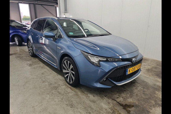 Toyota Corolla Touring Sports 1.8 Hybrid Business Plus Automaat Trekhaak Navigatie Apple Carplay/Android Auto Camera Parkeersensoren Adaptive Cruise Control Ledverlichting Stoelverwarming Climate Control Getinte ramen