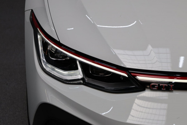 Volkswagen Golf 2.0 TSI GTI Clubsport 301+PK LED+IQ/PANO/HALF LEER+ALCANTARA+S.VERWARMING/19"/CAM/LINE/ACC/ECC/12 MND GARANTIE! Volkswagen Golf 2.0 TSI GTI Clubsport 301+PK LED+IQ/PANO/HALF LEER+ALCANTARA+S.VERWARMING/19"/CAM/LINE/ACC/ECC/12 MND GARANTIE!