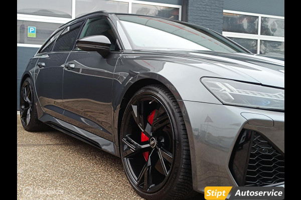 Audi A6 Avant RS 6 TFSI quattro Audi A6 Avant RS 6 TFSI quattro