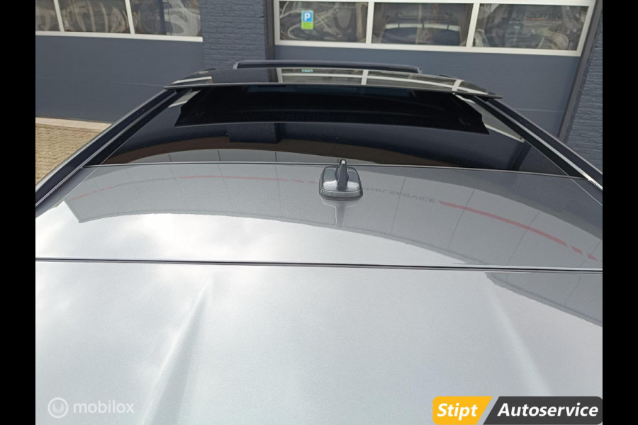 Audi A6 Avant RS 6 TFSI quattro Audi A6 Avant RS 6 TFSI quattro