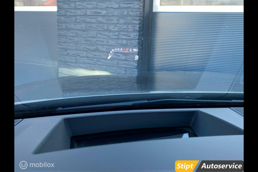 Audi A6 Avant RS 6 TFSI quattro Audi A6 Avant RS 6 TFSI quattro