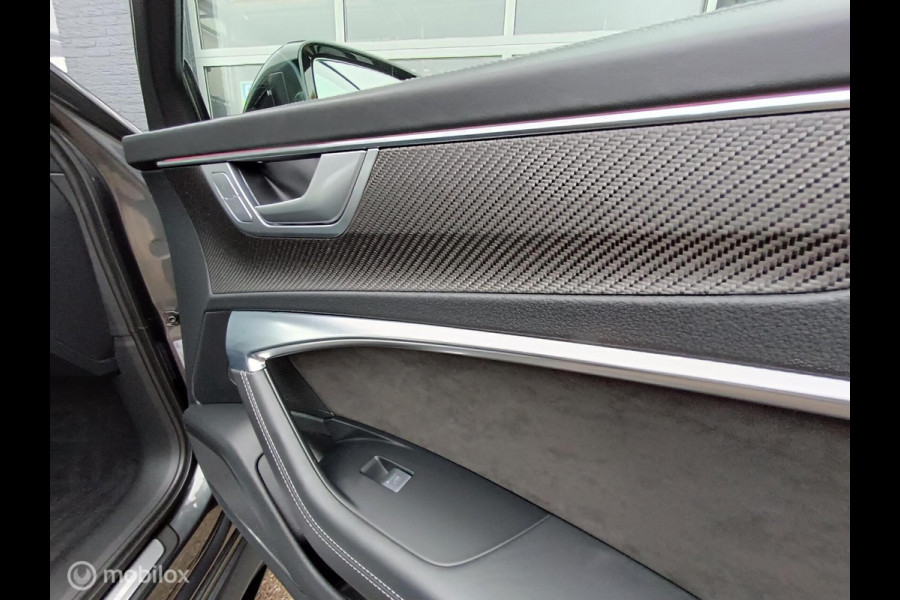 Audi A6 Avant RS 6 TFSI quattro Audi A6 Avant RS 6 TFSI quattro