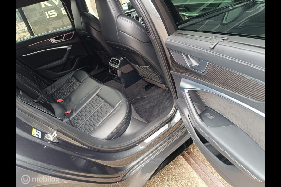 Audi A6 Avant RS 6 TFSI quattro Audi A6 Avant RS 6 TFSI quattro