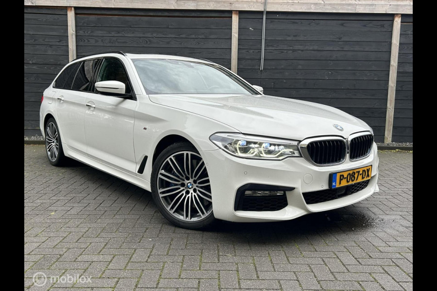 BMW 5 Serie Touring 540i xDrive High Executive Pano dak / trekhaak / vol leder