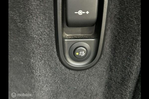 BMW 5 Serie Touring 540i xDrive High Executive Pano dak / trekhaak / vol leder