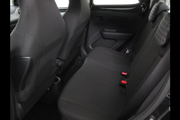 Peugeot 108 1.0 e-VTi Active | Airco | Bluetooth | Led | DAB | 5 deurs Peugeot 108 1.0 e-VTi Active | Airco | Bluetooth | Led | DAB | 5 deurs