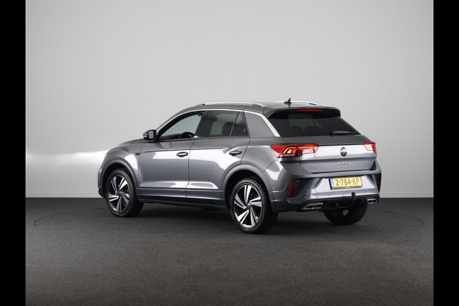 Volkswagen T-Roc 1.5 TSI R-Line 150 pk Automaat (DSG) | Verlengde garantie | Navigatie | Trekhaak (afneembaar) | Parkeersensoren (Park assist) | Achteruitrijcamera | R-Line |