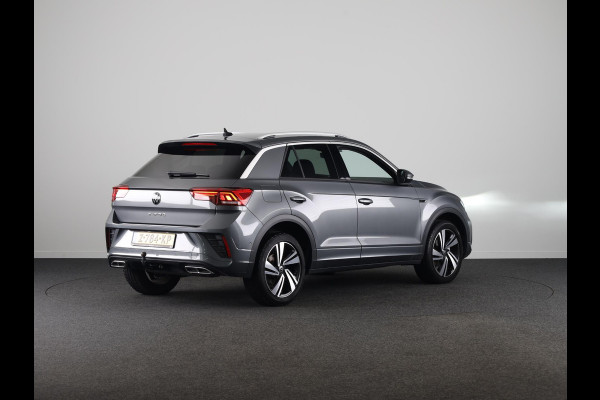 Volkswagen T-Roc 1.5 TSI R-Line 150 pk Automaat (DSG) | Verlengde garantie | Navigatie | Trekhaak (afneembaar) | Parkeersensoren (Park assist) | Achteruitrijcamera | R-Line |
