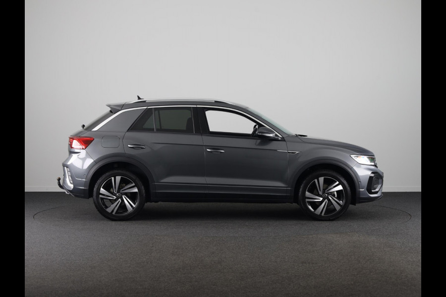 Volkswagen T-Roc 1.5 TSI R-Line 150 pk Automaat (DSG) | Verlengde garantie | Navigatie | Trekhaak (afneembaar) | Parkeersensoren (Park assist) | Achteruitrijcamera | R-Line |