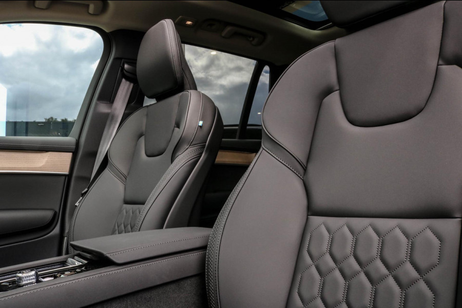 Volvo XC90 2.0 T8 PLUS DARK - PANO - HARMAN KARDON - 21 INCH